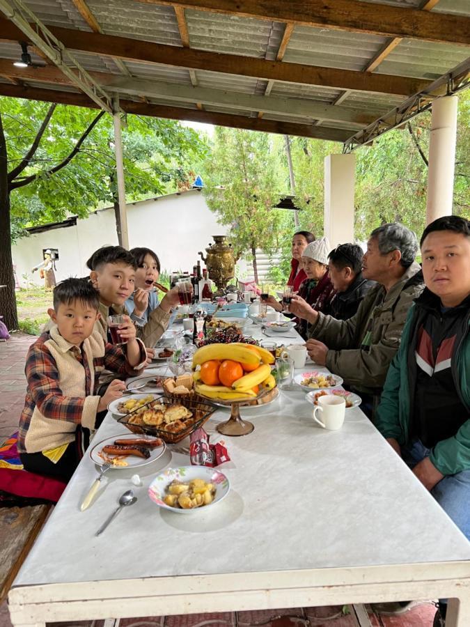 Чистые Пруды Biskek Kültér fotó